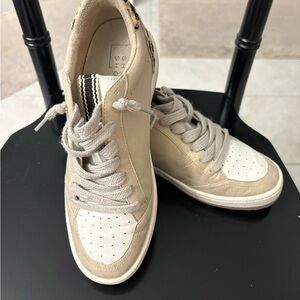ShuShop Beige and White Women's Sneakers